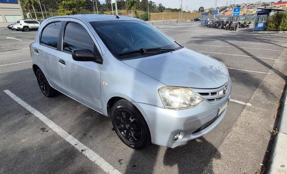 TOYOTA ETIOS 1.3 16V FLEX 4P MANUAL